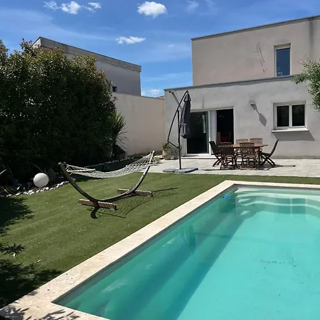 Moderne Avec Piscine - Proche Montpellier ヴィラ *